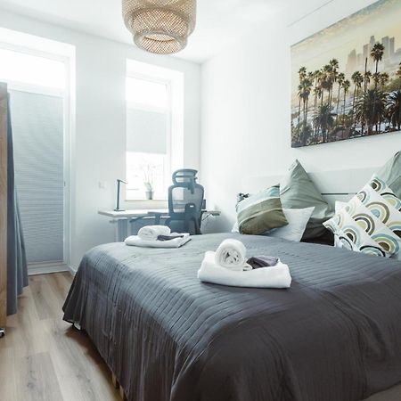 Stay&Relax Deluxe-Apartment Im Zentrum Wlan Smart-Tv Buero Hannover Kültér fotó